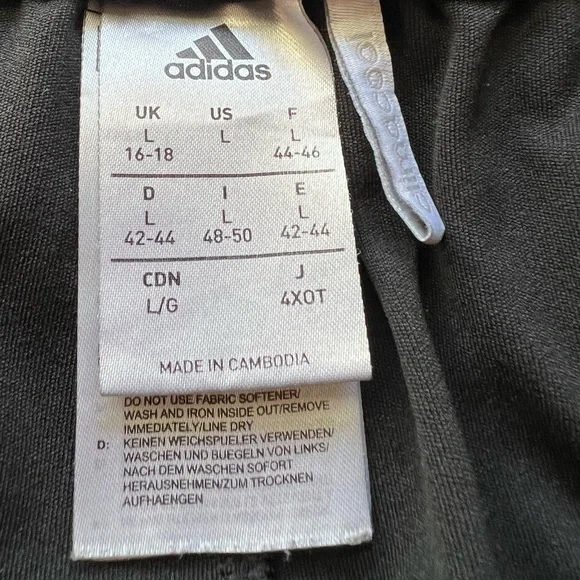 ✨SOLD - Adidas Women’s Climacool Athletic Shorts - Picture 6 of 6